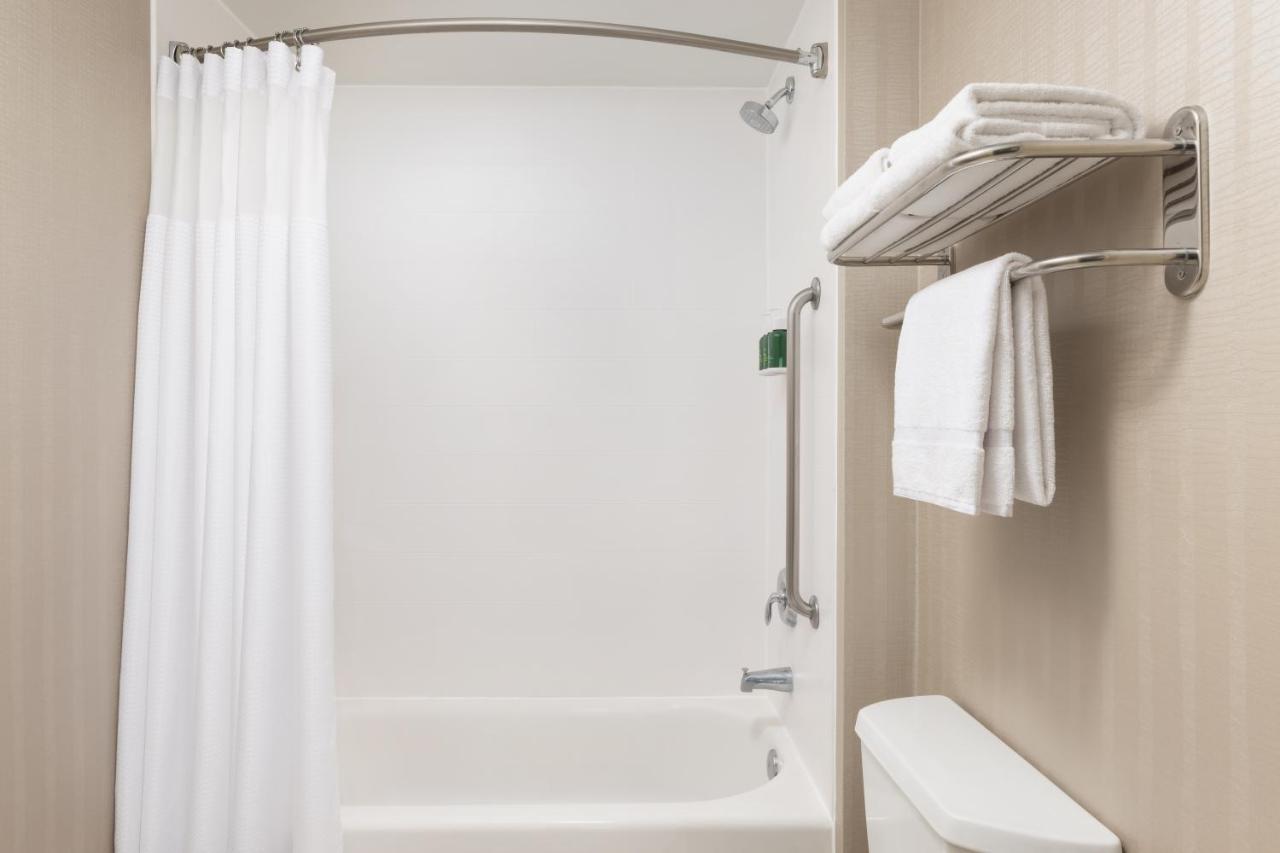 Springhill Suites Fresno Esterno foto