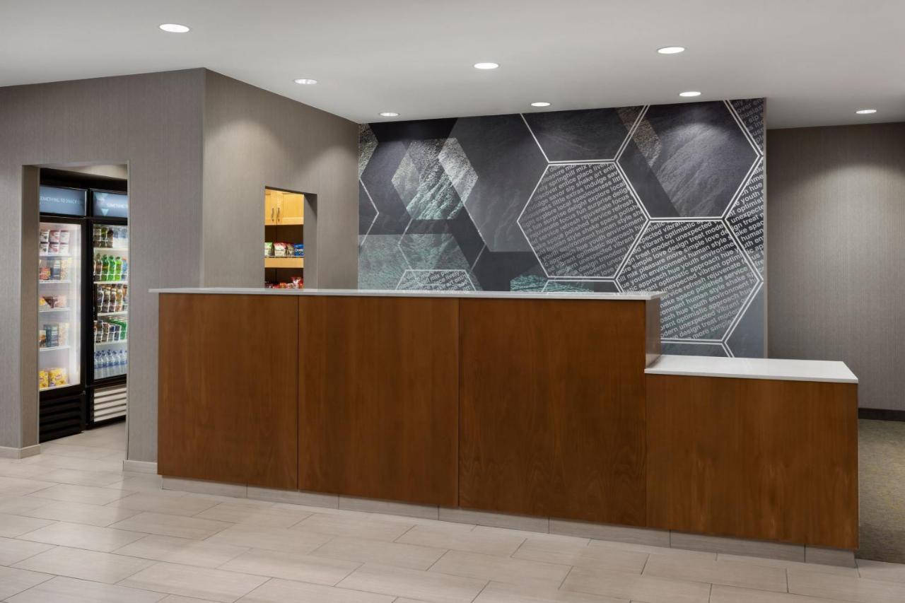 Springhill Suites Fresno Esterno foto