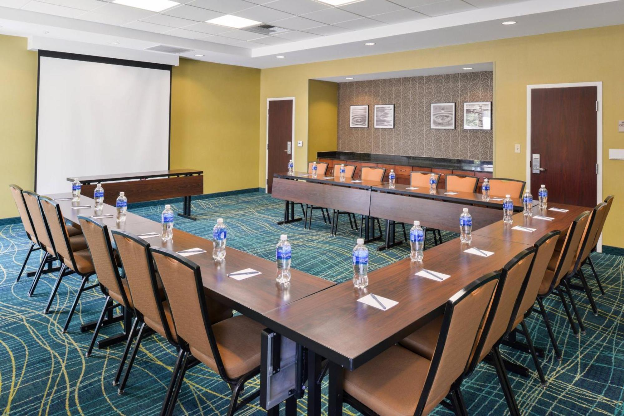 Springhill Suites Fresno Esterno foto